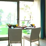 Dolunay & מוגלה