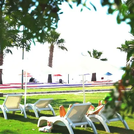 Aparthotel Dolunay & *
